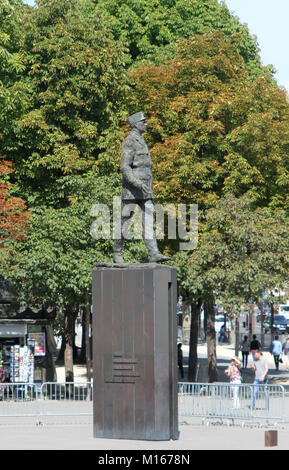 Monumental bronze Statue next to the Grand Palais of general Charles de Gaulle walks away from America near Metro Champs-Eysees, by Jean Cardot, Paris Stock Photo