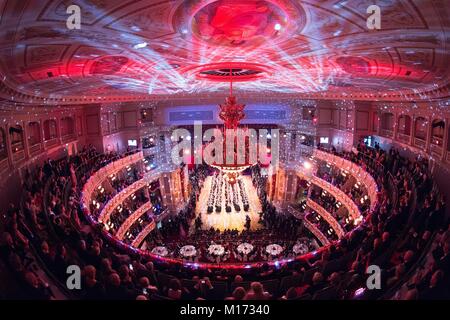 Dresden, Germany. 26th Jan, 2018. The debutantes dance during the 13th Semper opera ball in Dresden, Germany, 26 January 2018. This year's motto of the Semper opera ball is called 'Magical Dresden - the ball brings luck.' Credit: Sebastian Kahnert/dpa/Alamy Live News Stock Photo