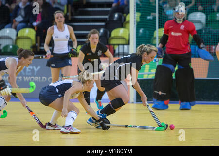 Womens Jaffa Super 6s Finals at the Copper Box Arena.Leicester's Chloe Rogers v East Grinstead Stock Photo