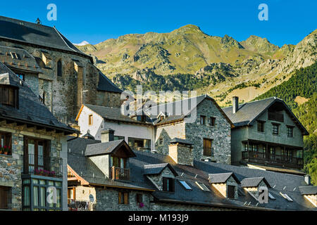 Stone buildings & Nuestra Senora church in this Upper Tena Valley tourist town. Sallent de Gallego; Pyrenees; Huesca; Spain Stock Photo