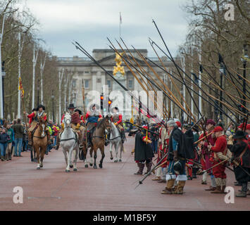 28 January 2018. The Kings March in London following the route of King Charles 1 to his execution on 30 January 1649. Credit: Malcolm Park/Alamy. Stock Photo