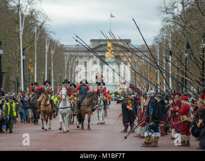 28 January 2018. The Kings March in London following the route of King Charles 1 to his execution on 30 January 1649. Credit: Malcolm Park/Alamy. Stock Photo