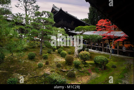 Beautiful Japanese gardens at Tofukuji Buddhist temple in autumn. Tofuku-ji, Higashiyama-ku, Kyoto, Japan 2017. Stock Photo