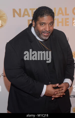 New York, NY, USA. 29th Jan, 2018. Honoree, Minister, NAACP Leader Reverend Dr. William J. Barber II attends the National CARES Mentoring Movement's third annual For The Love Of Our Children Gala on January 29, 2018 in New York City. Credit: Raymond Hagans/Media Punch/Alamy Live News Stock Photo
