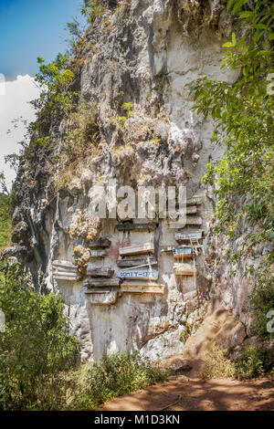 Hanging coffins of Sagada in Northern Luzon Island, Philippines is indigenous Igarot tribal tradition of burying their dead. The tradition is nearly 2 Stock Photo