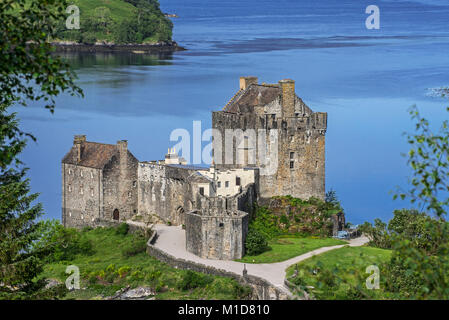 Eilean Donan Castle in Loch Duich, Ross and Cromarty, Scottish Highlands, Scotland, UK Stock Photo