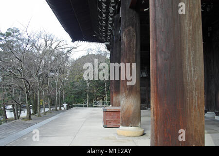 Sanmon gate, Chion-in temple, Kyoto, Honshu, Japan Stock Photo