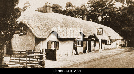 An early photograph of the Cat & Fiddle Alehouse (tavern, inn or pub) , Hinton Admiral, Hampshire UK. It was formerly a hospice or hospitall run by medieval monks from Christchurch priory uk Stock Photo