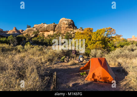 Early morning in a frigid 14°F morning camping in Campsite SC3 within Salt Creek Canyon in The Needles District of Canyonlands National Park, Utah, US Stock Photo