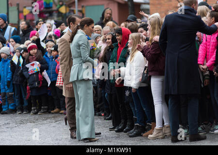 Stockholm, Sweden, 31th January, 2018. The Duke and Duchess of Cambridge's Tour of Sweden 30th-31th January,2018. Her at Mattesusskolan - Matteus School./Alamy Live News Stock Photo
