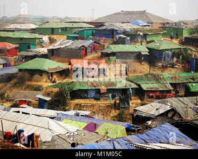 January 16, 2018 - Cox'S Bazar, Bangladesh - General view of the Kutupalong Refugee Camp.Even Pope Francis was not allowed to say a word ''Rohingya'' in Myanmar. More than one million Rohingya refugees who were forced to fled from Rakhine state in Myanmar in August 2017 to save their lives from ethnic cleansing are living in very basic conditions in the refugee camps in Bangladesh and their future is very uncertain. They are afraid to return home - but repatriation treaty was already signed to return them to their homeland where they are not welcomed. (Credit Image: © Jana Cavojska/SOPA via Z Stock Photo