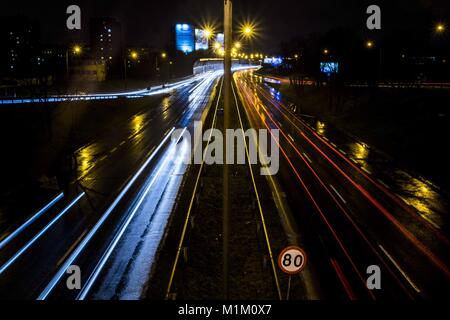 Poznan, Wielkopolska, Poland. 31st Jan, 2018. January 31, 2018 - Poznan, Poland - The landscapes painted by the road lights on the rainy day. In the picture: the view from the viaduct. Credit: Dawid Tatarkiewicz/ZUMA Wire/Alamy Live News Stock Photo