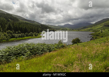 Llynnau Mymbyr are two lakes located in Dyffryn Mymbyr, a valley running from the village of Capel Curig to the Pen-y-Gwryd hotel in Snowdonia, north- Stock Photo