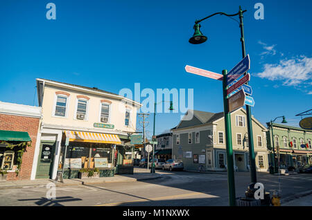 MYSTIC, CT - DECEMBER 17: cute buildings and shops downtown Mystic, on December 17, 2017 in Mystic, CT USA Stock Photo