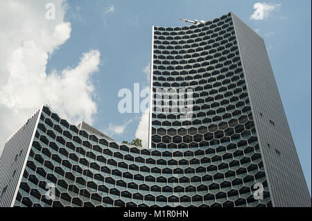 31.01.2018, Singapore, Republic of Singapore, Asia - A view of one of the DUO towers designed by the German architect Ole Scheeren. Stock Photo