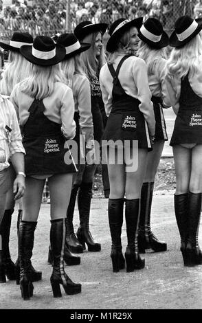 john-player-special-promotions-girls-on-the-grid-at-the-1974-british