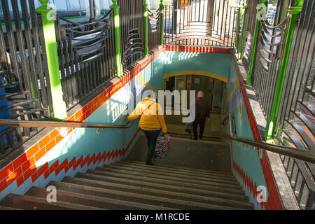 Stourbridge, UK. 1st February, 2018. UK weather: glorious morning sunshine greets commuters in the West Midlands, but sadly, they have no time to appreciate it. Sun-filled carriages are left empty, the morning papers discarded on seats as commuters are off to earn this new month's pay. Credit: Lee Hudson/Alamy Live News Stock Photo