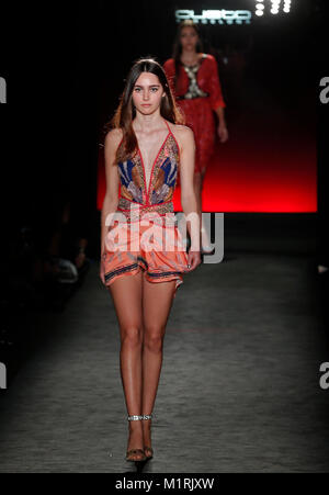 Barcelona, Spain. 01st Feb, 2018. Model wears at collection runway a creation from Custo Barcelona during the 080 Barcelona Fashion, on 01th February 2018 in Barcelona, Spain. Credit: Gtres Información más Comuniación on line, S.L./Alamy Live News Stock Photo