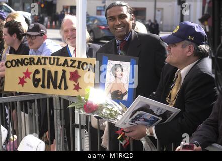 Los Angeles, California, USA. 4th Jan, 2018. Fans of Italian actress Gina Lollobrigida attend her Hollywood Walk of Fame Star ceremony where she was the recipient of the 2,628th star on the Hollywood Walk of Fame in the category of Motion Pictures on Thursday, Feb. 1, 2018, in Los Angeles. Credit: Ringo Chiu/ZUMA Wire/Alamy Live News Stock Photo