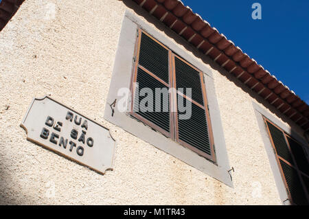 Looking up at a town house, Ribeira Brava, Madeira, Portugal - John Gollop Stock Photo