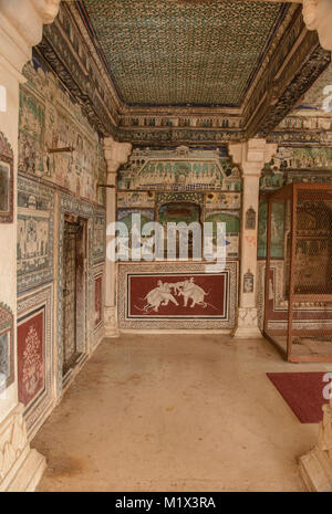 Old frescoes in the Chitrashala gallery in Bundi Palace, Rajasthan, India Stock Photo