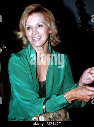 WEST HOLLYWOOD, CA - MAY 17: Actress Angie Dickinson attends NBC party at Chasen's on May 17, 1981 in West Hollywood, California. Photo by Barry King/Alamy Stock Photo Stock Photo