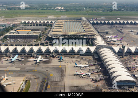 Bangkok, Suvarnabhumi Airport, Terminal Concourse Aircraft, Thailand 