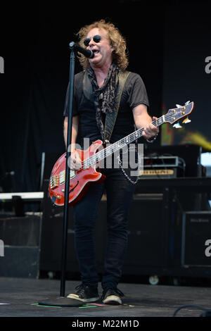 WESTON, FL - APRIL 02: Jack Blades of Night Ranger performs at Rockfest 80s held at Markham Park on April 2, 2016 in Weston, Florida.   People:  Jack Blades Stock Photo