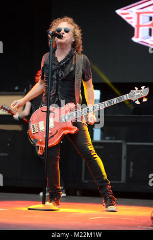 WESTON, FL - APRIL 02: Jack Blades of Night Ranger performs at Rockfest 80s held at Markham Park on April 2, 2016 in Weston, Florida.   People:  Jack Blades Stock Photo