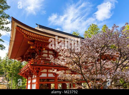 Shinto symbol hi-res stock photography and images - Alamy