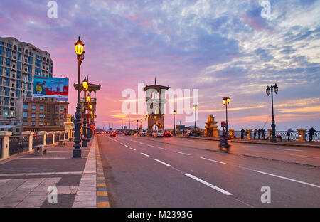 ALEXANDRIA, EGYPT - DECEMBER 17, 2017: The beutiful towers andold-fashioned streetlights on the Stanley bridge, on December 17 in Alexandria. Stock Photo