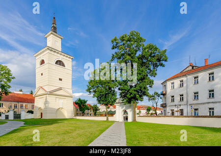 Campanile of basilica of the Annunciation to the Blessed Virgin Mary, Pultusk (ger. Ostenburg), town in masovian voivodeship, Poland, Europe. Stock Photo