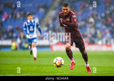 Barcelona, Spain. 04th Feb, 2018. FC Barcelona midfielder Paulinho (15) during the match between RCD Espanyol and FC Barcelona, for the round 22 of the Liga Santander, played at RCDE Stadium on 4th February 2018 in Barcelona, Spain. Credit: Gtres Información más Comuniación on line, S.L./Alamy Live News Stock Photo