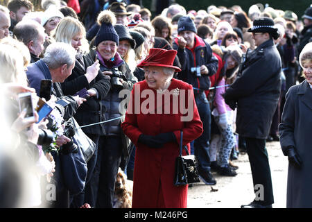HM Queen Elizabeth II meets wellwishers after attending the Sunday morning service at St Peter and St Paul church at West Newton, Norfolk, on February 4, 2018. Credit: Paul Marriott/Alamy Live News Stock Photo
