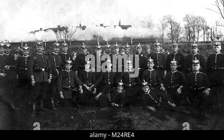 First World War (1914-1918)  aka The Great War or World War One - Trench Warfare - A group of German soldiers pose for  the camera Stock Photo