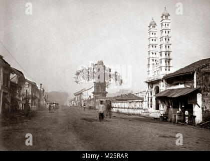 c. 1880s South East Asia - mosque in a town, probably in Indonesia, Dutch East Indies Stock Photo