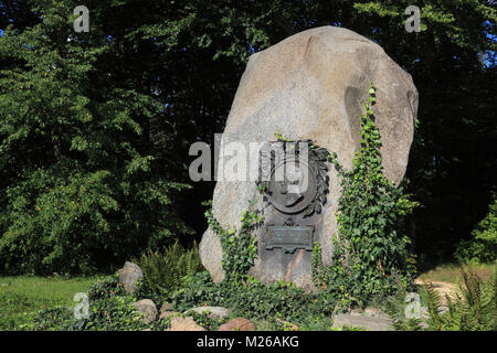The pückler stone on the Polish side of the Prince Pückler Park, Bad Muskau, Landkreis Görlitz, Germany, Poland, Der Pücklerstein auf der polnischen S Stock Photo