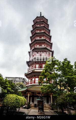 Tall Pazhou pagoda temple in the center of Guangzhou city, China Stock Photo