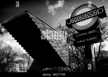 Bethnal Green Tube Disaster Memorial, Bethnal Green London England UK 2018 During a German bombing raid on east London on 3rd of March 1943 the Bethna Stock Photo