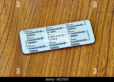 Finasteride 5mg. Tablets. 28 tablets for oral administration only. WARNING:FOR USE BY MEN ONLY. Actavis. Stock Photo