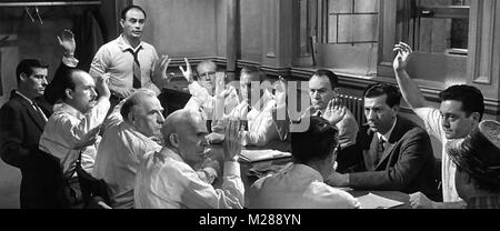 12 ANGRY MEN 1957 Orion-Nova Productions film with Lee J. Cobb standing Stock Photo