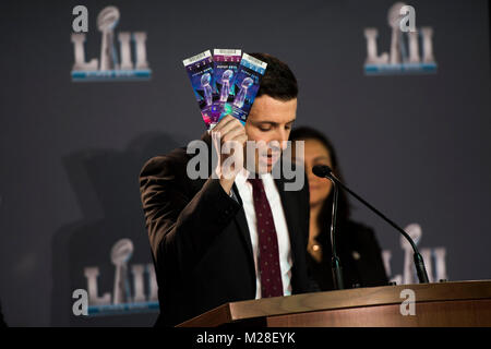 File:Counterfeit Super Bowl tickets shown at IPR Press Conference (ticket  on far right is real) (12236444943).jpg - Wikimedia Commons