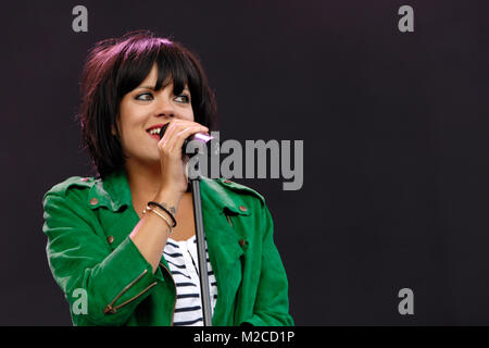 Die britische Saengerin Lily Allen beim Hurricane Festival in Scheessel am 21.06.2009 / Foto: Clemens Niehaus Stock Photo