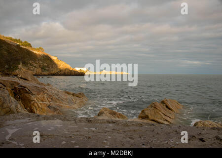 Killiney Beach with a view of Sorrento Terrace. Sorrento terrace boasts some of the most expensive residential real estate in Ireland. Stock Photo