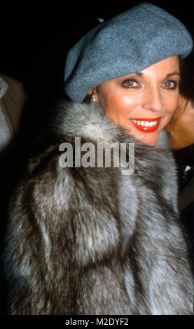 LOS ANGELES, CA - DECEMBER 3: Actress Joan Collins attends 'Reds' screening on December 3, 1981 in Westwood, Los Angeles, California. Photo by Barry King/Alamy Stock Photo Stock Photo
