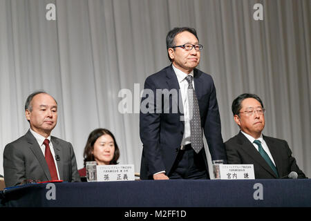 Tokyo, Japan. 7th Feb, 2018. (L to R) SoftBank Group Corp. Chairman and CEO Masayoshi Son and executive Vice President Ken Miyaguchi, attend a conference on February 7, 2018, Tokyo, Japan. Son reported a profit of 912.3 billion yen ($8.4 billion) between October-December, an increase of 80.3 billion yen compared to the same period last fiscal year. The Japanese group reported good results on its stakes in Sprint, Alibaba and ARM. Credit: Rodrigo Reyes Marin/AFLO/Alamy Live News Stock Photo