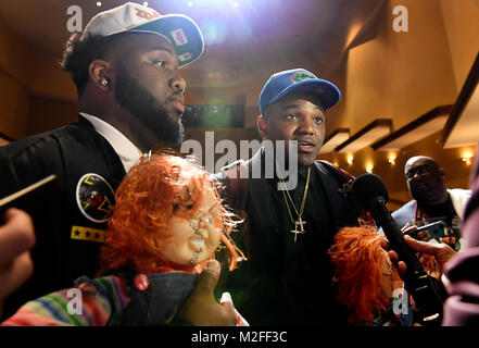 Plantation, Florida, USA. 18th Jan, 2018. fl-sp-ah-nsd-20180207-1 .Nesta Silvera and Andrew Chatfield hold their Chucky dolls after signing to University of Miami and University of Florida respectively during National Signing Day at American Heritage in Plantation Wednesday morning. TAIMY ALVAREZ/SUN-SENTINEL Credit: Sun-Sentinel/ZUMA Wire/Alamy Live News Stock Photo