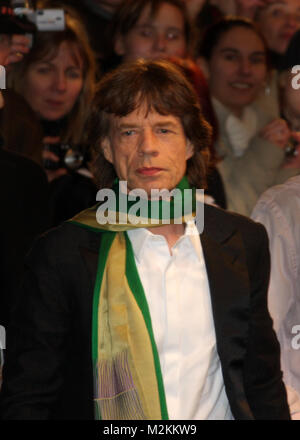 Mick Jagger auf dem Roten Teppich zur Eröffnung der 58. Internationalen Filmfestspiele Berlin, Berlinale 2008, Berlin, am 07.02.2008 Stock Photo