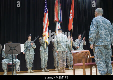 Colonel Andrew Backus assumes command of the Norfolk District, U.S. Army Corps of Engineers, in a ceremony at the Chrysler Museum on Friday, June 12. Backus replaces Col. Dionysios 'Dan' Anninos, who assumed command of the district in 2006 and will take command of the Corps' Gulf Region Central District, located in Baghdad, Iraq, in July. COC (090616-A-0870B-198) by norfolkdistrict Stock Photo