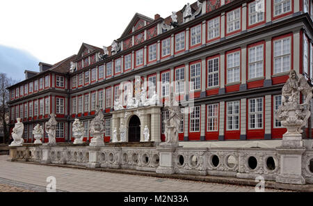 Wolfenbüttel Schloss Portalfassade Teilansicht m Balustrade heutiges Erscheinungsbild 1714-17 v Hermann Korb Bildhauerarbeite v Franz Finck Stock Photo